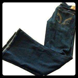 Hollister Flare Jean 💙 distressed 💙 size 32